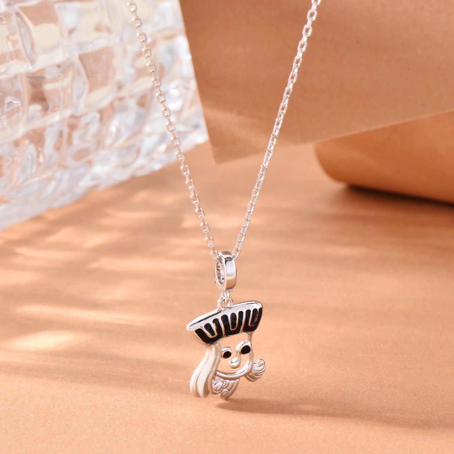 S925 Silver Charming Pendant Necklace Poker King Desgin Jewelry Gift for Her